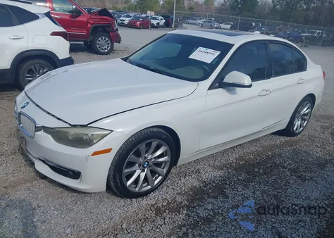 2012 BMW 328I z USA, uszkodzony, nr VIN WBA3A5G55CNP15577